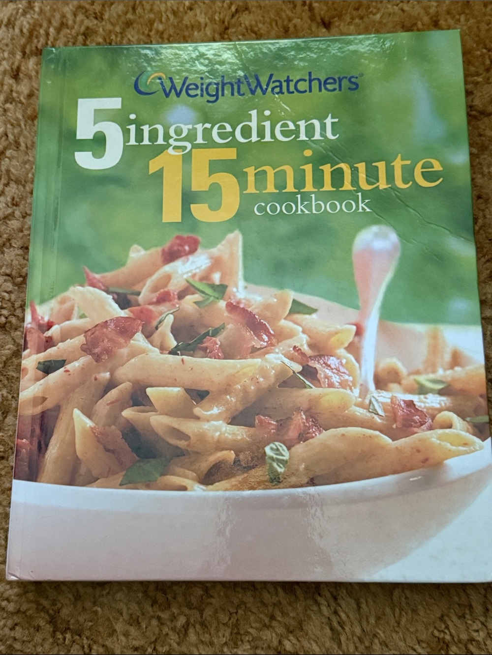 Weight Watchers 5-Ingredient 15-Minute Cookbook - Green and Yellow Cover